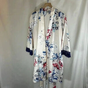 Linea Donatella Size L/XL Robe Satin Effect Silky Floral Loungewear Sleep